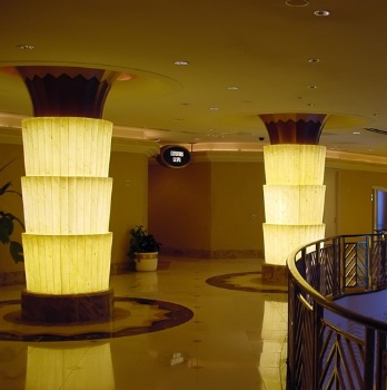 GFRP Illuminated Columns by Stromberg